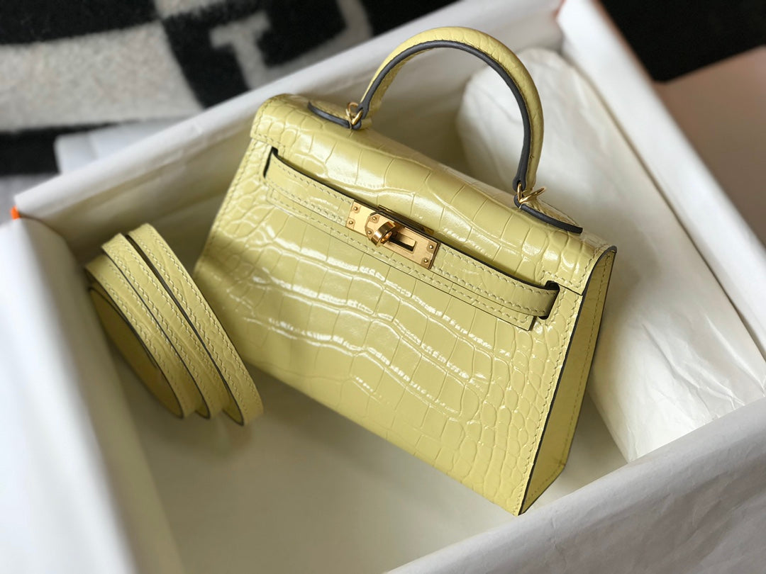 Mini Kelly Bag.