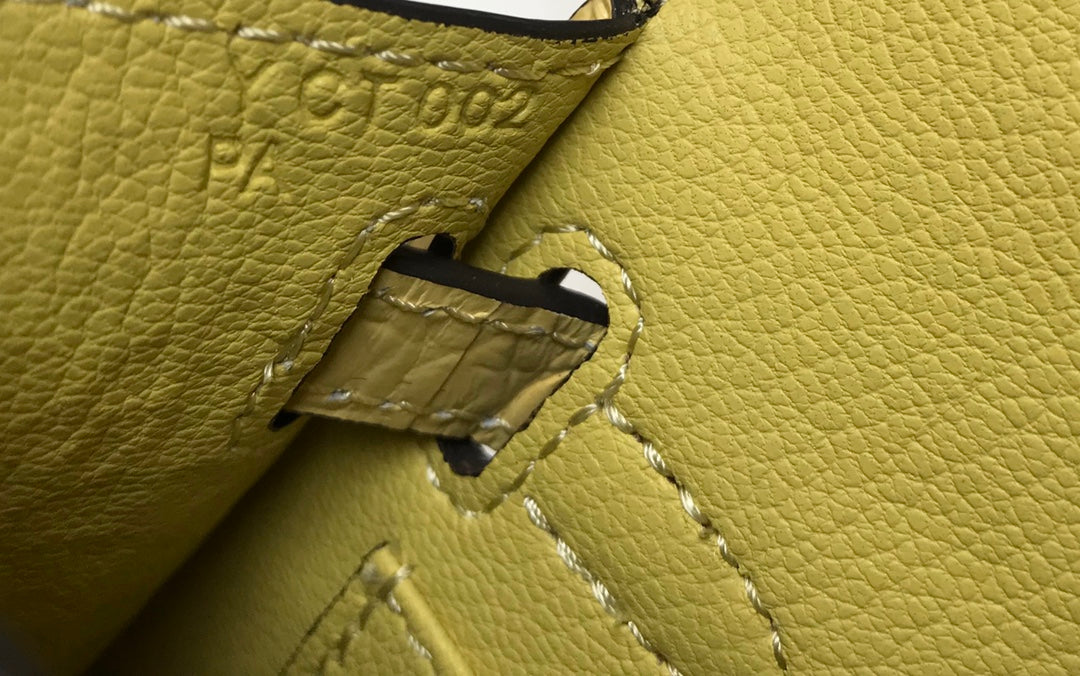Mini Kelly Bag.