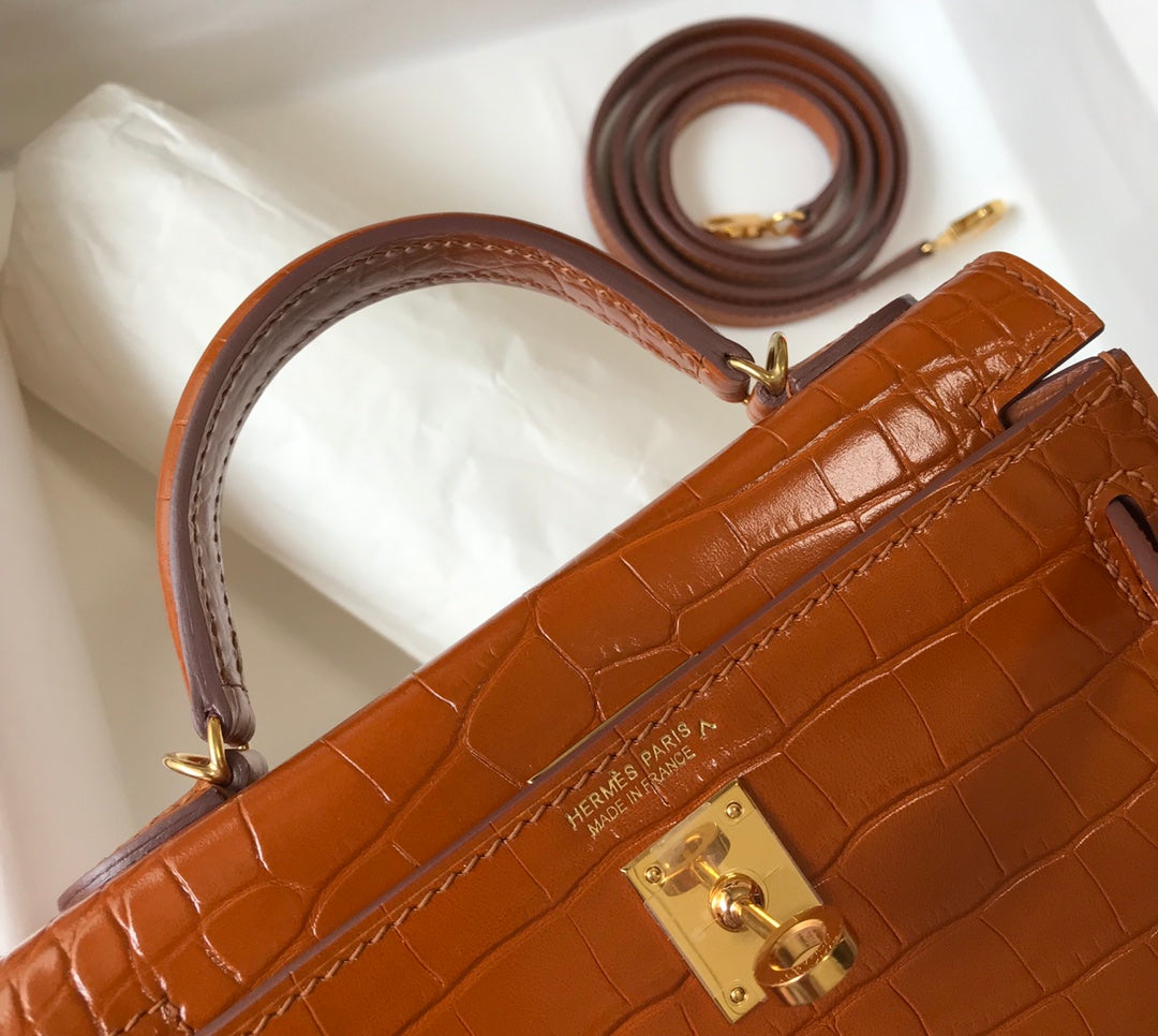 Mini Kelly Bag.