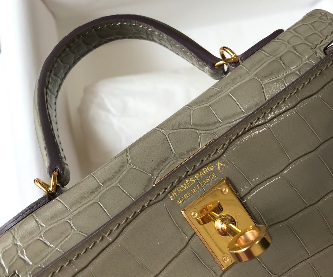 Mini Kelly Bag.