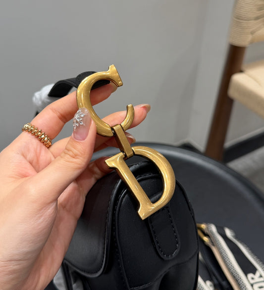 The Heritage Saddle Bag