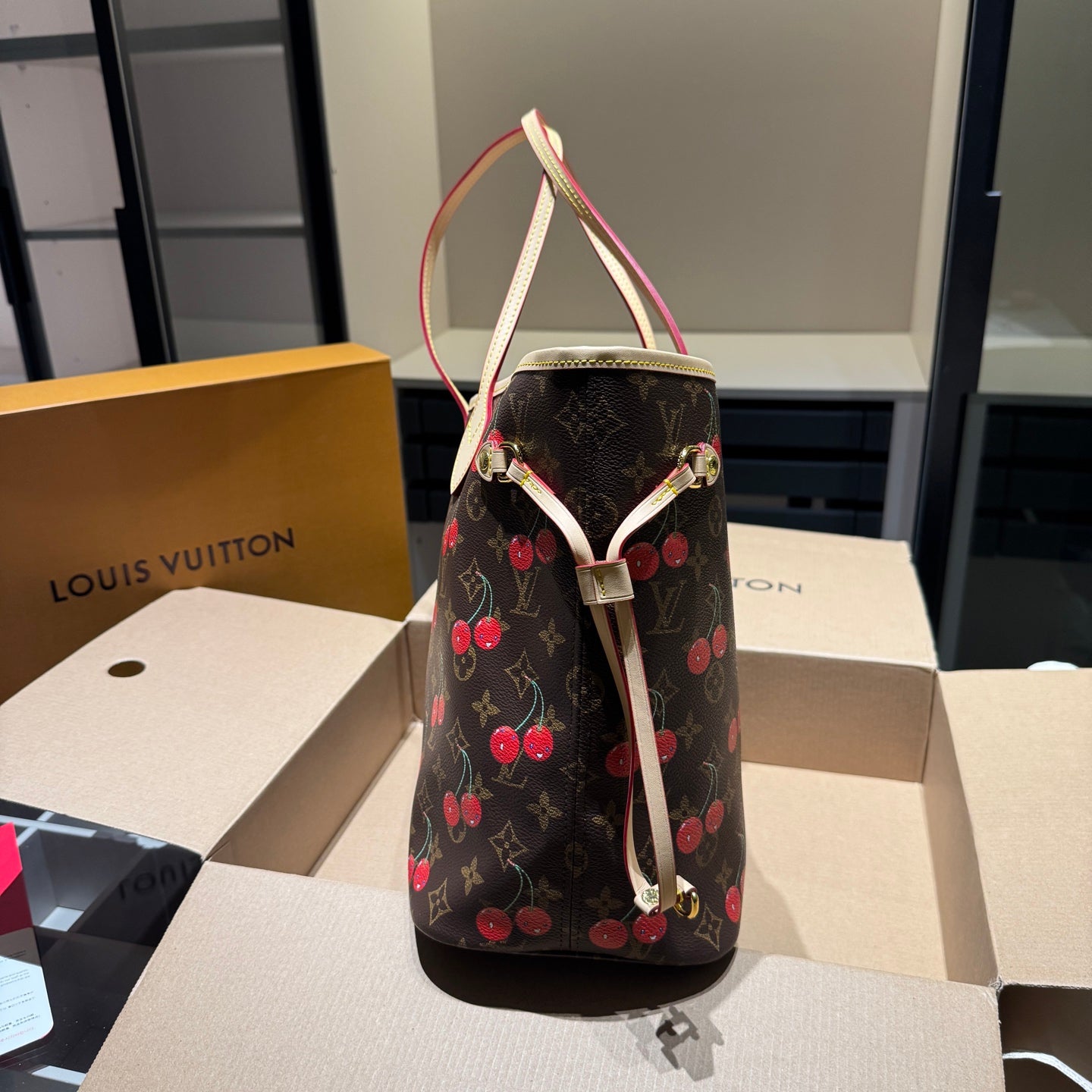 Neverfull-Style MM Bag